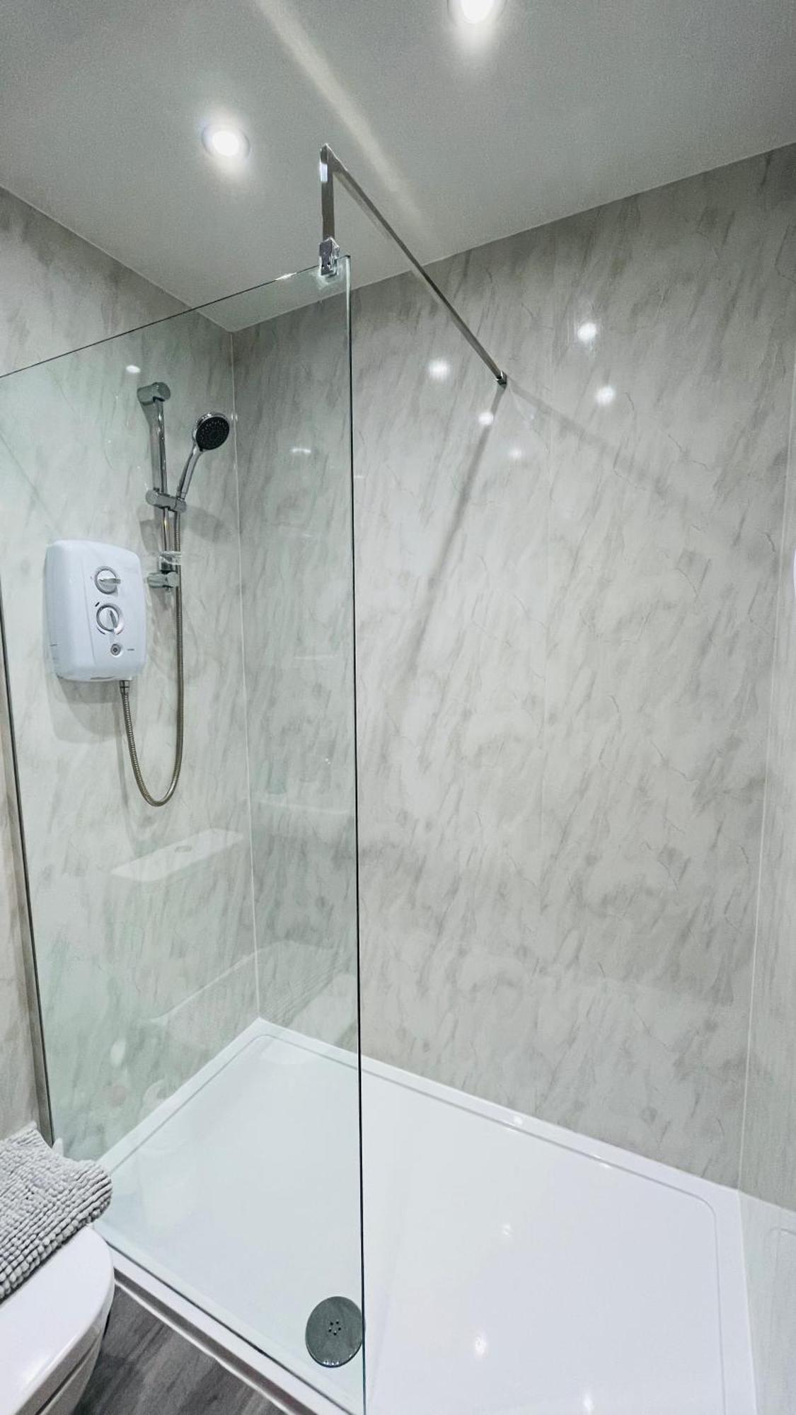 ドラムナドロッキットStylish Garden Flat Near Loch Nessアパートメント エクステリア 写真